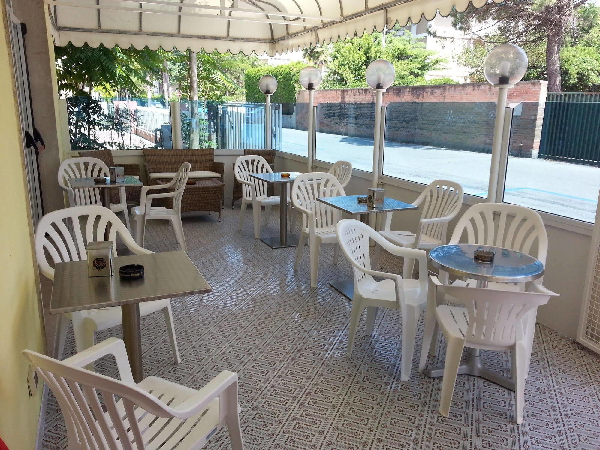 Hotel Laguna Lido di Jesolo Exterior photo